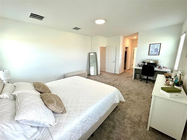2970 Armstrong Ave — Photo 37
