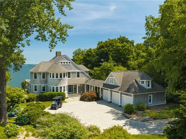 85 Tea House Ln, Warwick, RI 02889