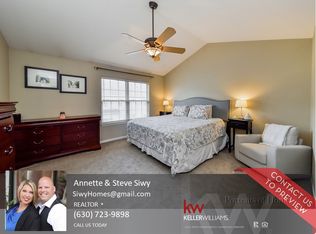 635 Buckboard Ln, Sycamore, IL 60178