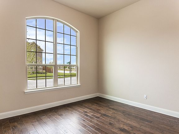 Private home office off entry