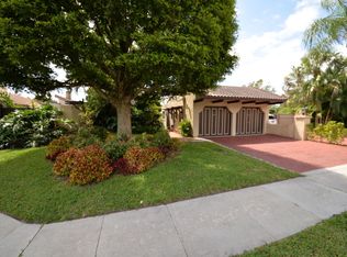 5914 Patio Dr, Boca Raton, FL 33433