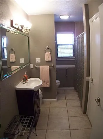 1633 Charles Owens Dr — Photo 11