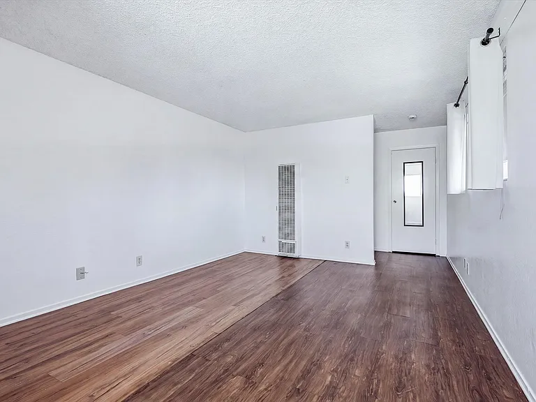 124 Stenner St #A — Photo 5