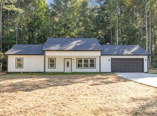 951 Rolling Rd, Lincolnton, NC 28092