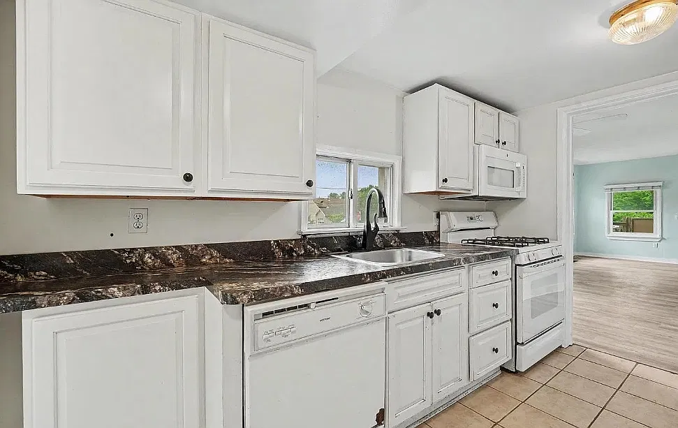 2 bed, 804 sqft, $1,718 — Photo 4