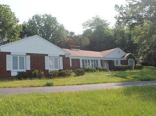 954 Redstone Rd, Washington, PA 15301