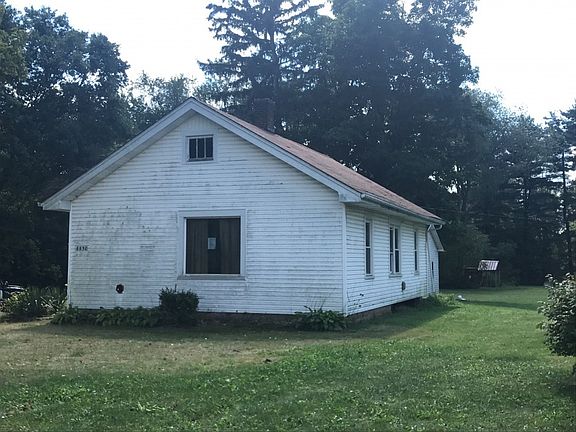 3rd image of 6650 Park Dr