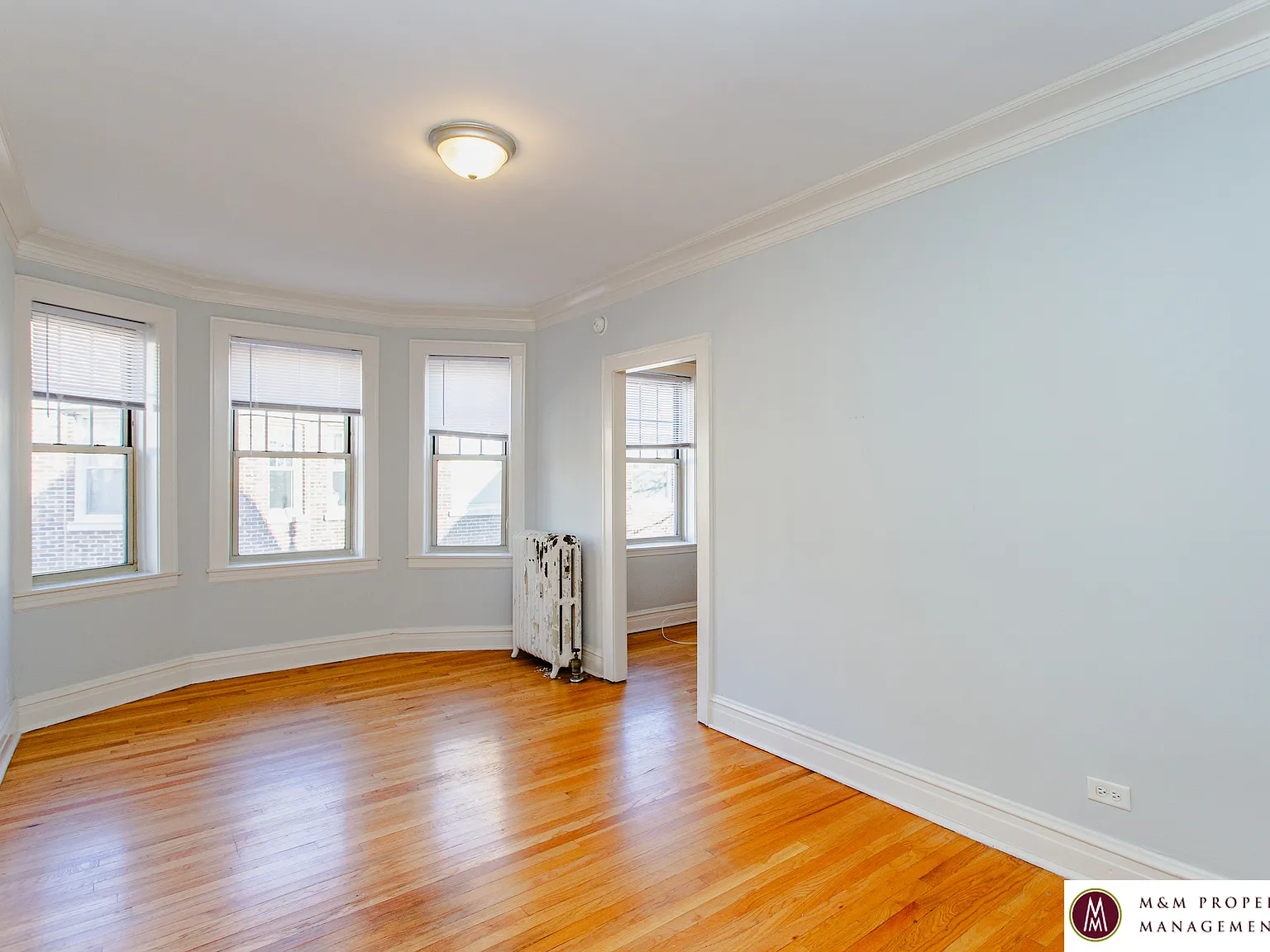 1002 North Boulevard — Photo 2