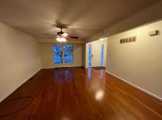 220 Bitterwood Dr, Ballwin, MO