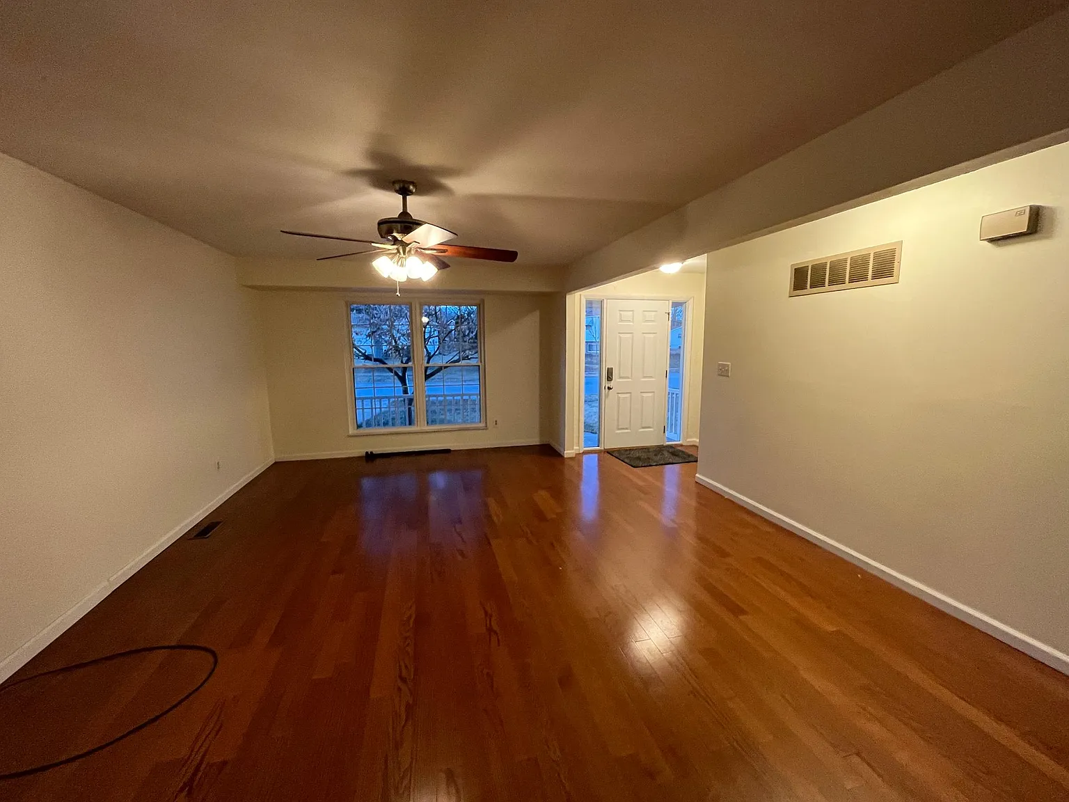220 Bitterwood Dr photo 1