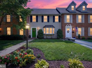 505 S College St, Carlisle, PA 17013
