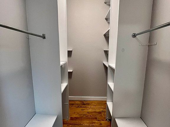 3rd image of 337 E 115th St #1F