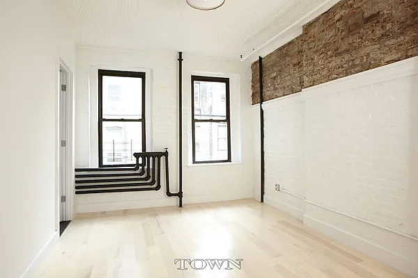 Rented by Town Residential | media 22