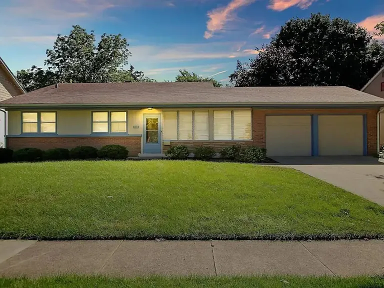 125 E Sunnyside Ave — Photo 38