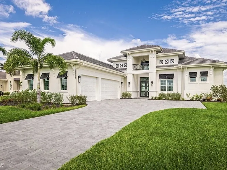 19053 Wildblue Blvd — Photo 3