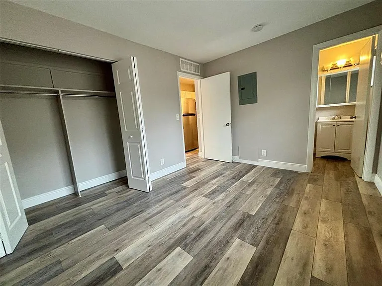 503 N J St #2 — Photo 8