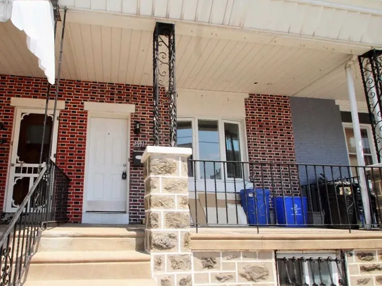 4011 Dexter St — Photo 2