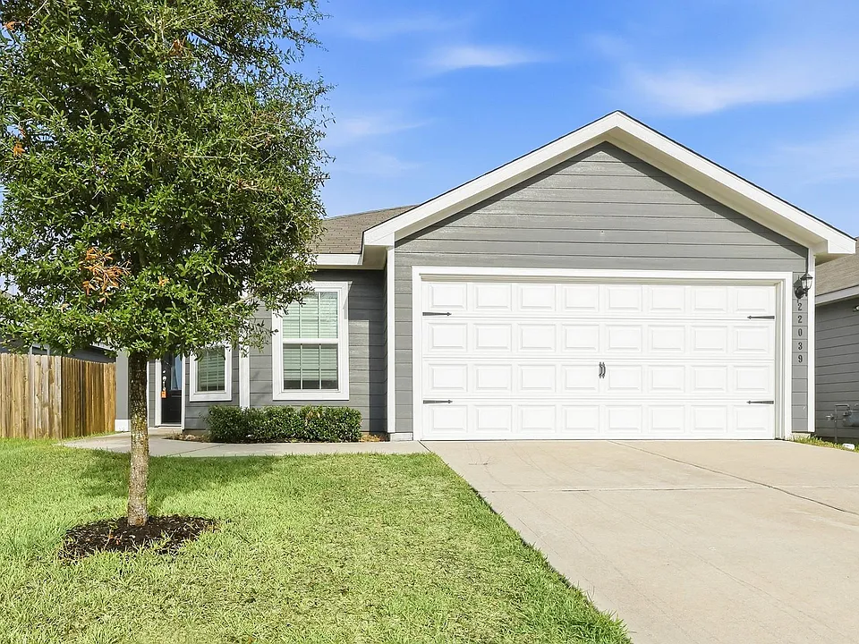 22039 Ellison Dr