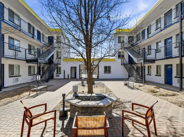 Courtyard at Cherry Creek