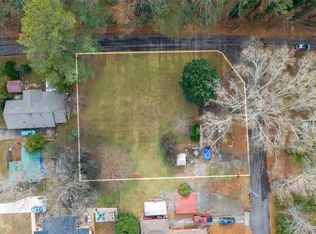 4120 S Lakeshore Dr, Acworth, GA 30101