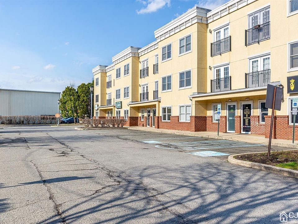 1st image of 160 Durham Ave APT 305