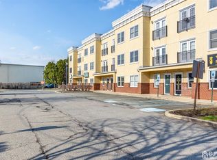 160 Durham Ave APT 205, Metuchen, NJ 08840