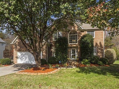 1st image of 312 Lucas Park Dr
