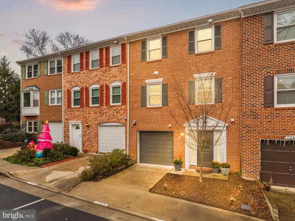 7345 Lewinsville Square Pl, Mc Lean, VA 22101