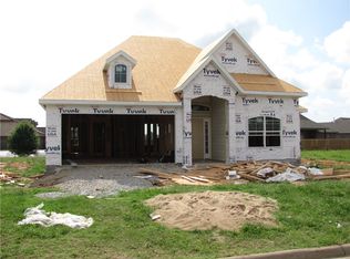 4267 Crosshill Cv, Springdale, AR 72762