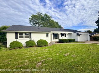 1408 Pepper Hill Dr, Lansing, MI 48917