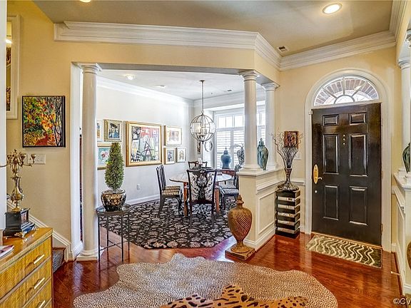 3rd image of 1205 Hyde Ln