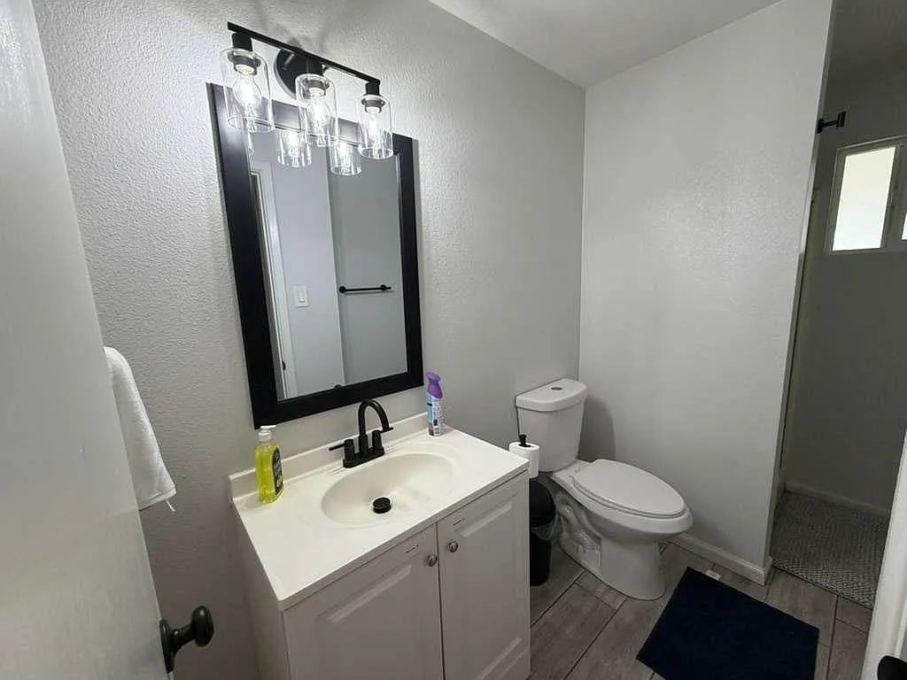 4 bed, 2.0 bath, 1712 sqft, $1,001 — Photo 4
