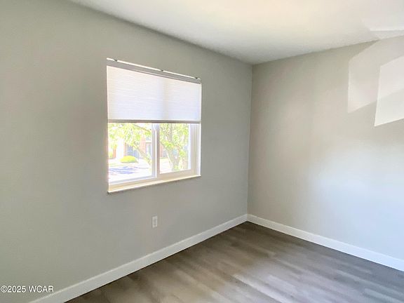 3rd image of 2275 N Cable Rd