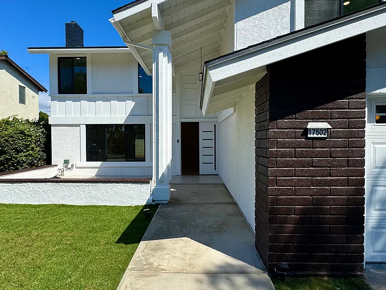 17502 Luther Ave — Photo 3