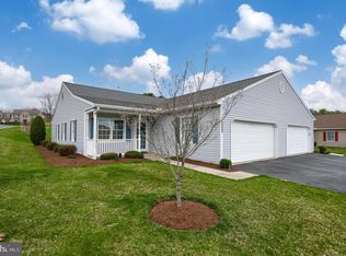 2002 Faversham Way, York, PA 17402
