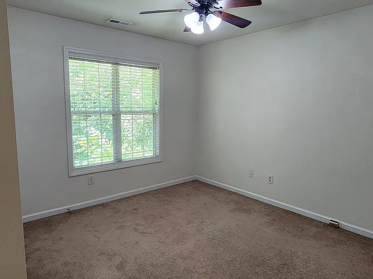 2820 Beehnon Way — Photo 16