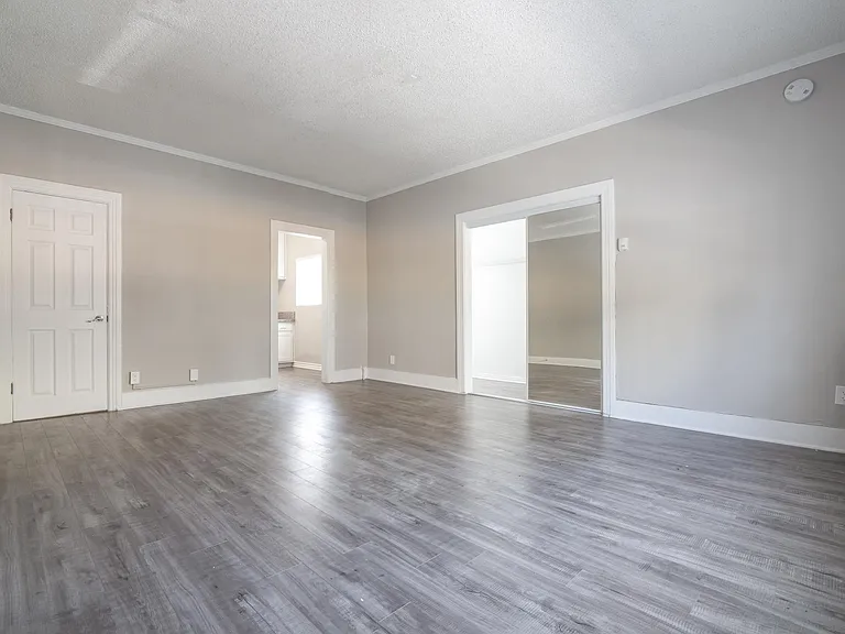 740 S Carondelet St — Photo 4
