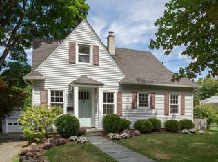 75 W Main St, Mendham, NJ 07945