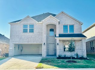 10508 Autumn Leaves Ln, Aubrey, TX 76227