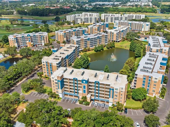 960 Starkey Rd APT 2403, Largo, FL 33771