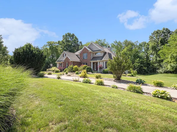 6372 Oak Ct, Berrien Center, MI 49102