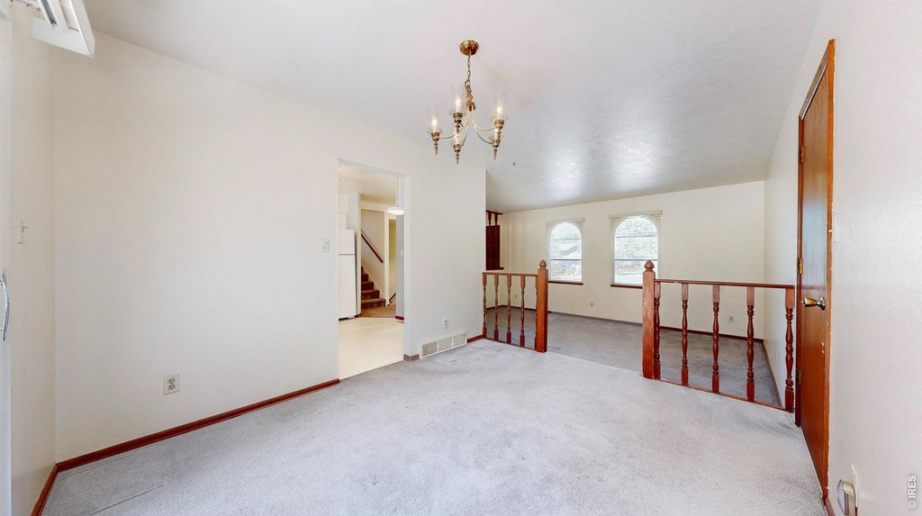 1009 Club View Rd