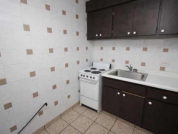 4th image of 5939 5th Ave APT 12