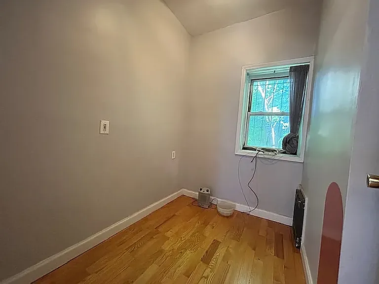 99 Albany Ave #1 — Photo 6