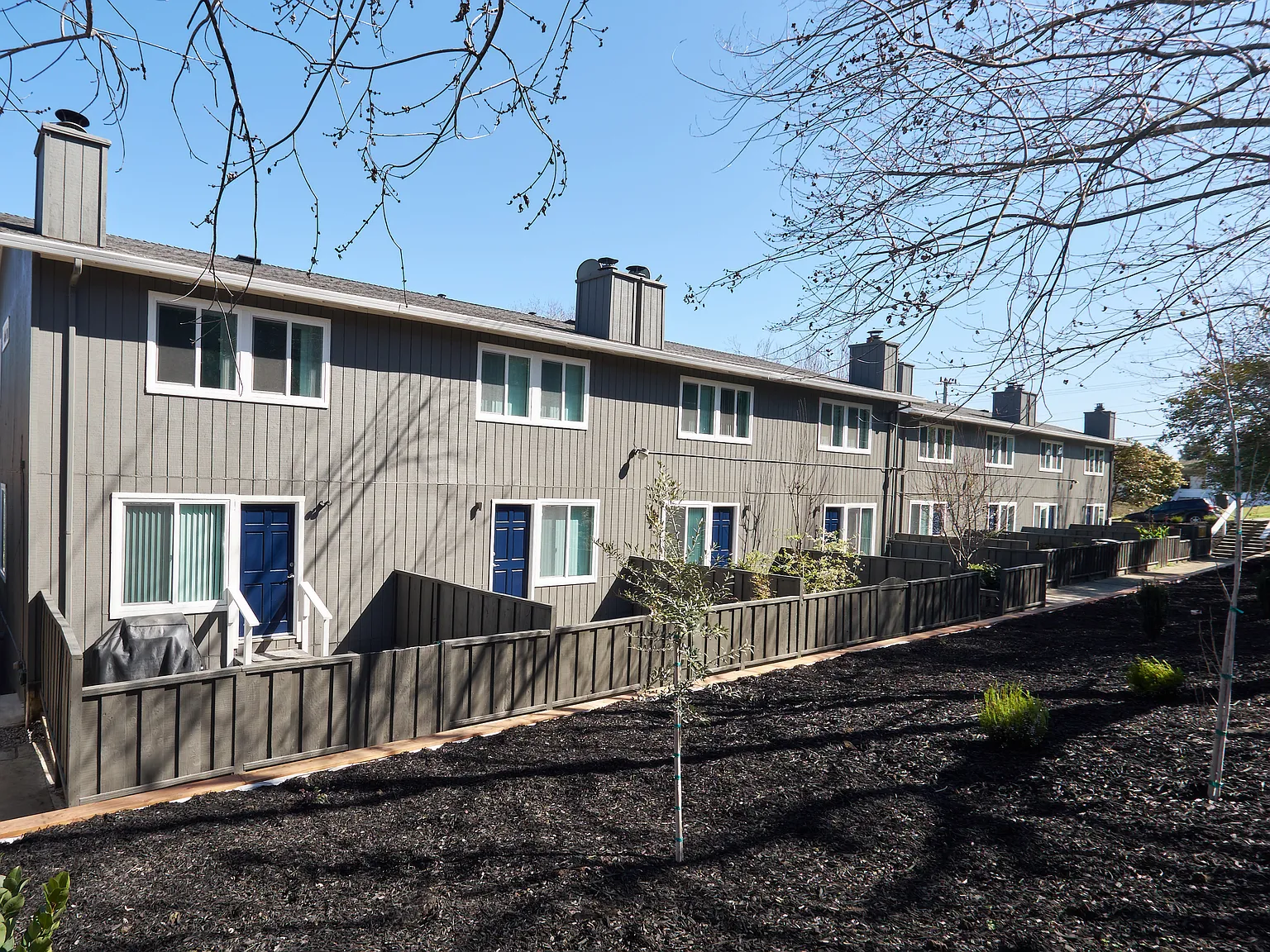 2 bed, 1.5 bath, 946 sqft, $3,595 — Photo 1