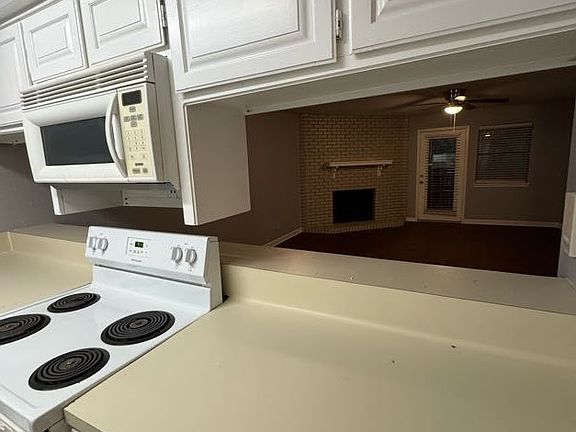 5th image of 1305 W Villa Maria Rd APT F-202