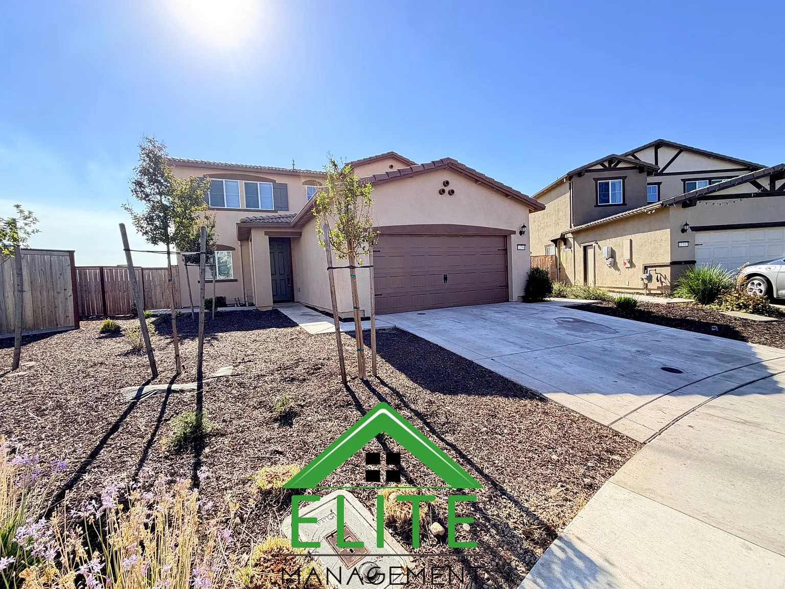 4 bed, 2.5 bath, 2120 sqft, $2,895 — Photo 2