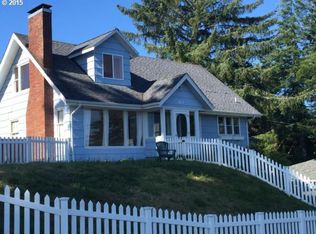 614 Fir Ave, Coos Bay, OR 97420