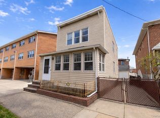 61-17 165th Street, Fresh Meadows, NY 11365