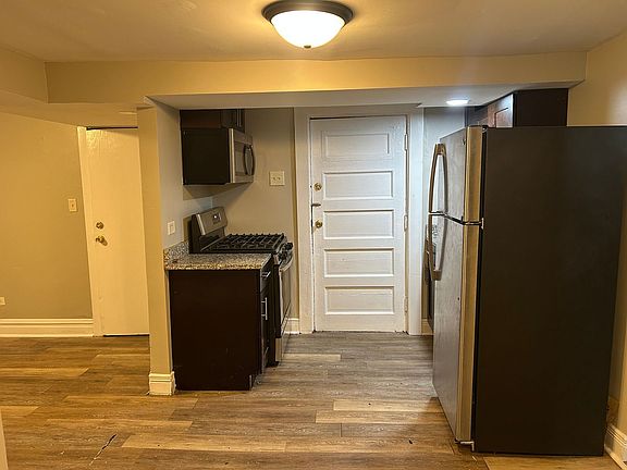 4th image of 6203 W 21st St #19